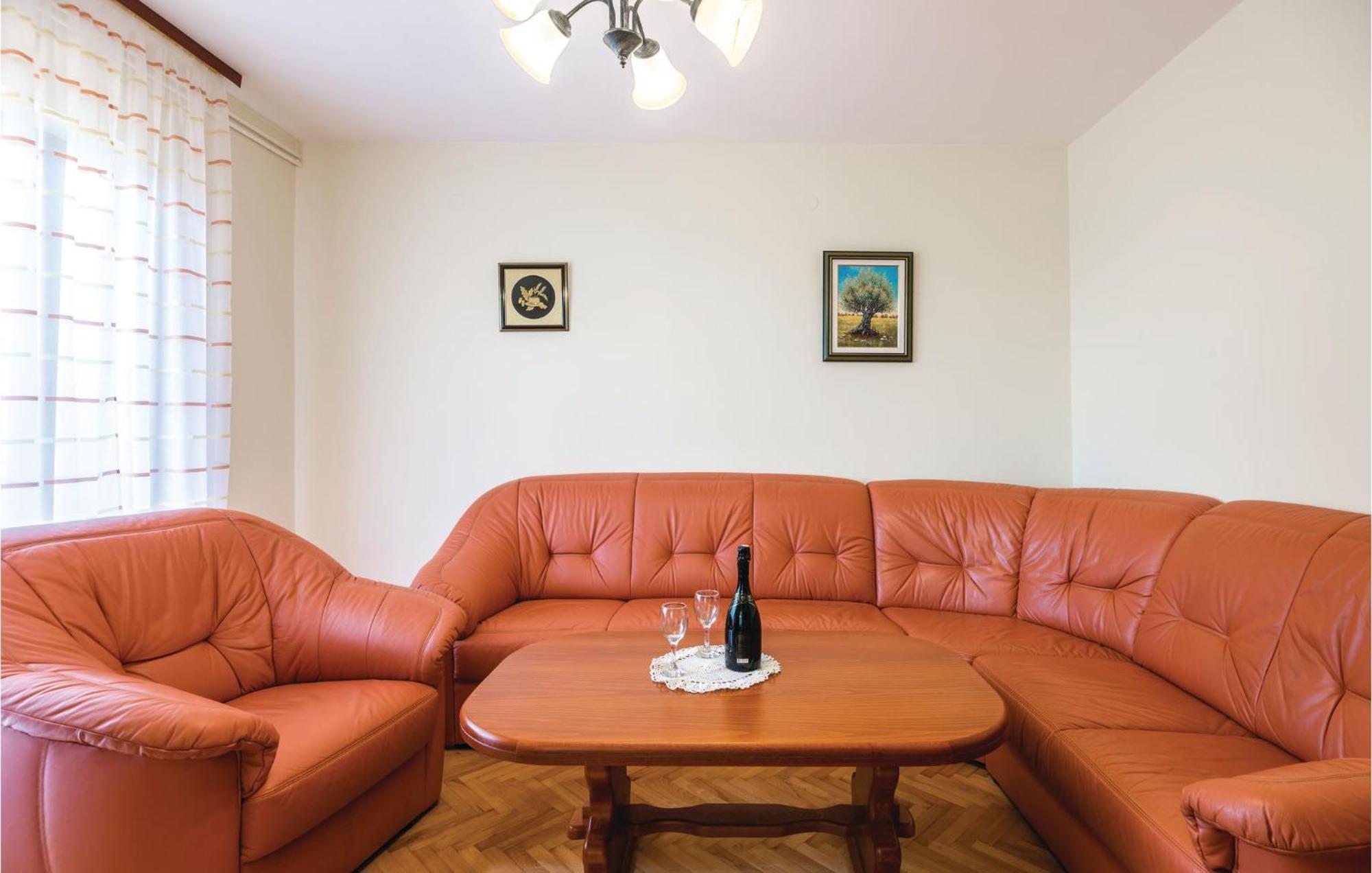 Apartment Amazing In With Kitchen Veprinac
